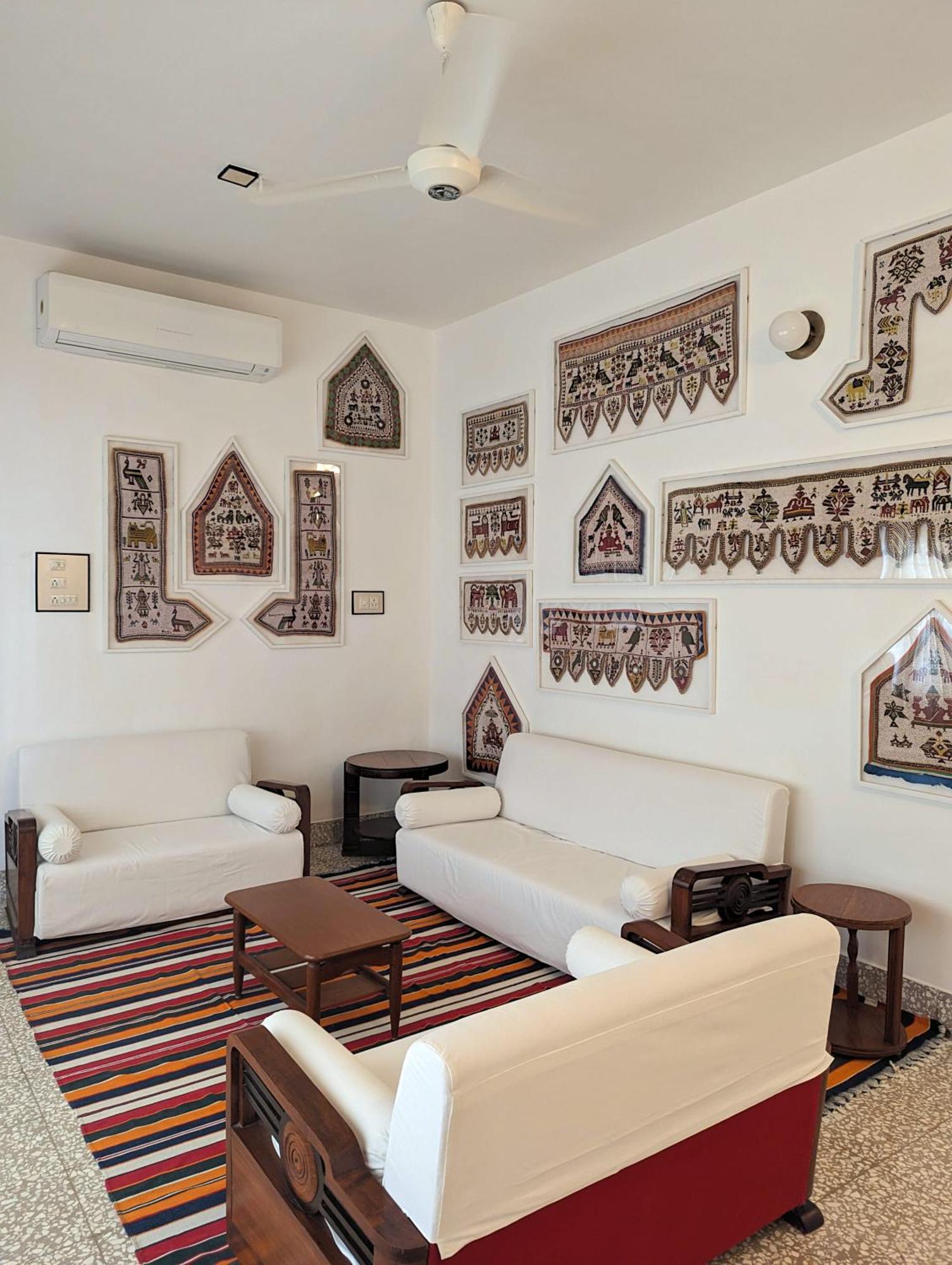 Fouzdar House By Luxunlock Private Villas Ahmedabad Extérieur photo